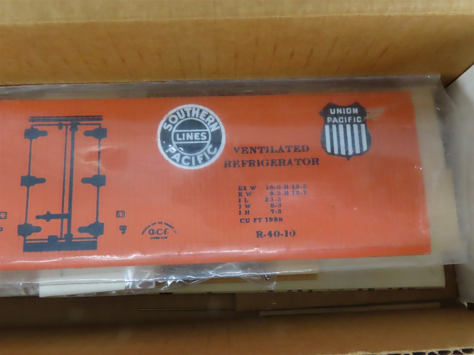 O 2-Rail All-Nation 3560 PFE Pacific Fruit UP/SP 40' Wood Reefer #20072 Kit