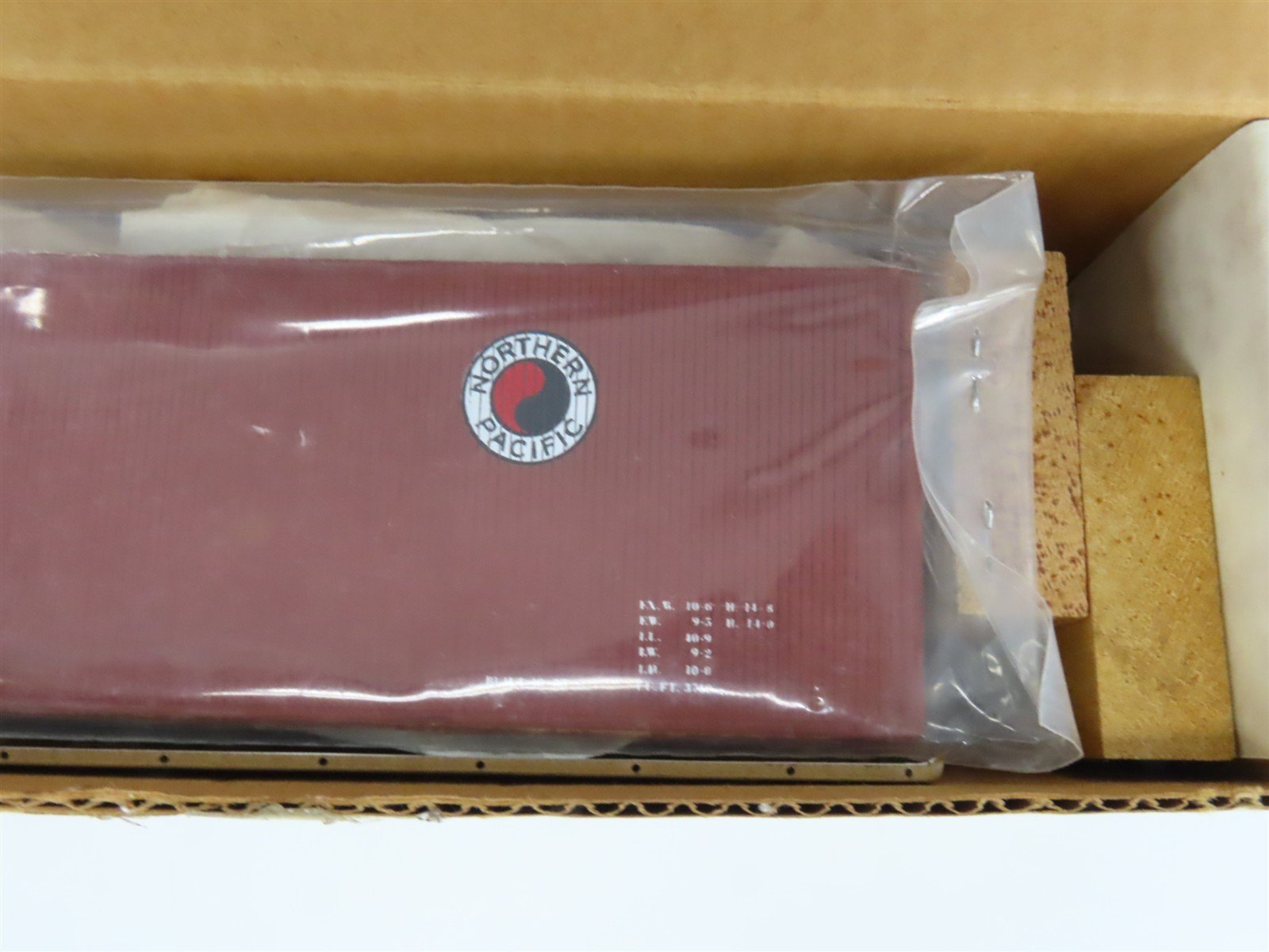 O Scale 2-Rail All-Nation 3702 NP Northern Pacific 40' Wood Boxcar #9936 Kit