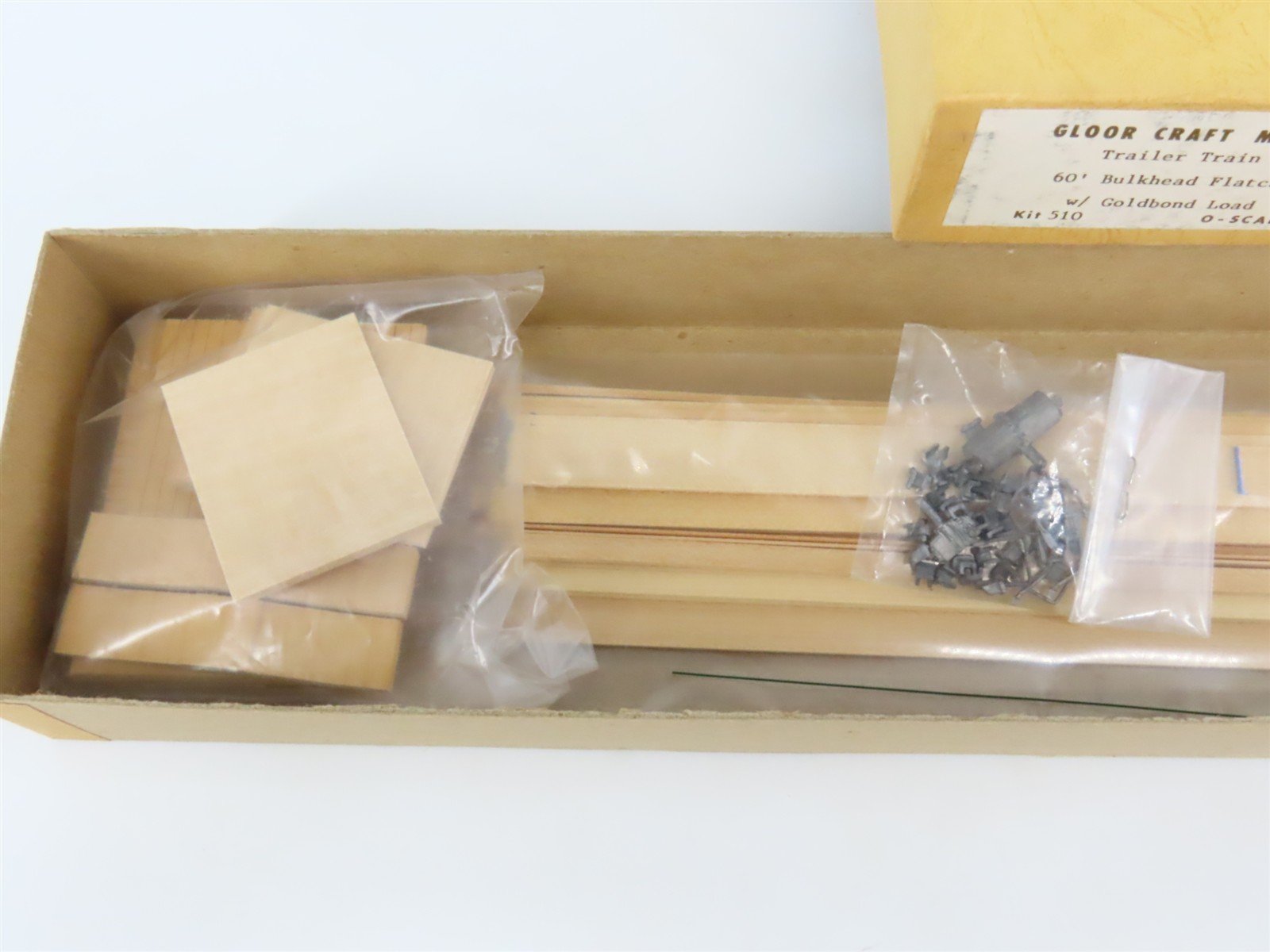 O Scale 2-Rail Gloor Craft 510 Trailer Train 60' Bulkhead Flatcar Kit w/Load
