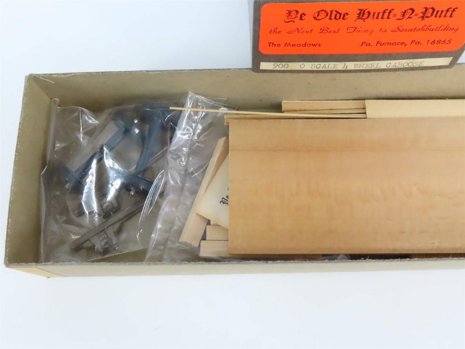 O Scale 2-Rail Ye Olde Huff-N-Puff 900 Undecorated 4 Wheel Caboose Kit