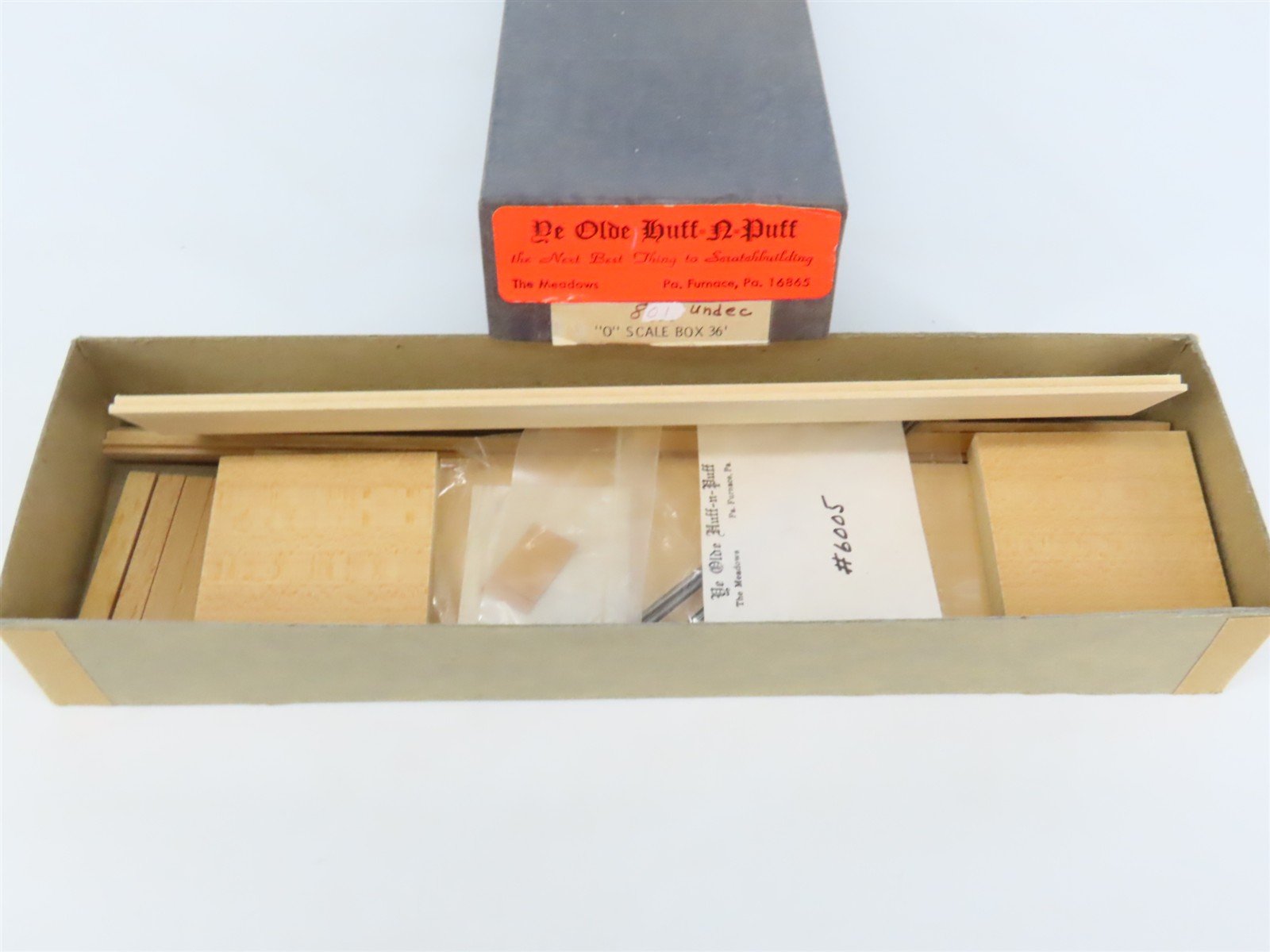 O Scale 2-Rail Ye Olde Huff-N-Puff 801 Undecorated 36' Wood Boxcar Kit