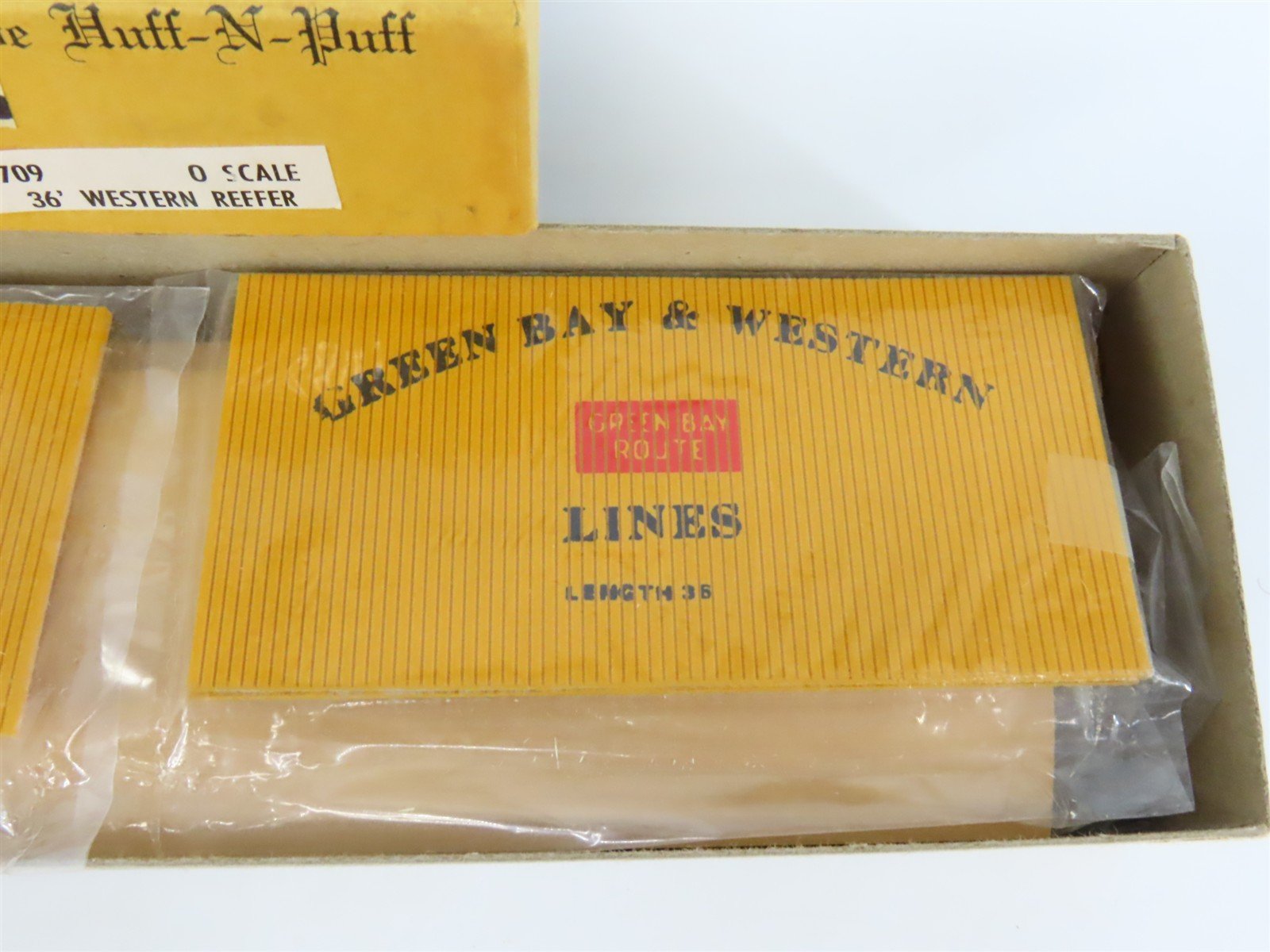 O 2-Rail Ye Olde Huff-N-Puff 709 WRX Green Bay Western 36' Wood Reefer #8854 Kit