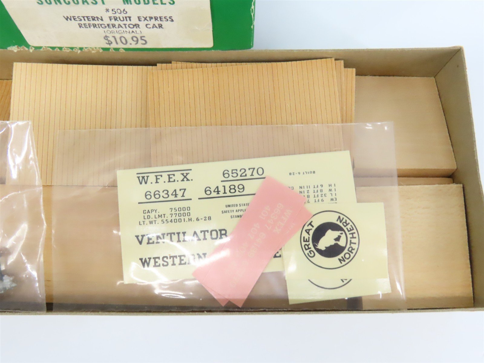O Scale 2-Rail Suncoast 506 WFE Western Fruit Express 40' Reefer Car Kit