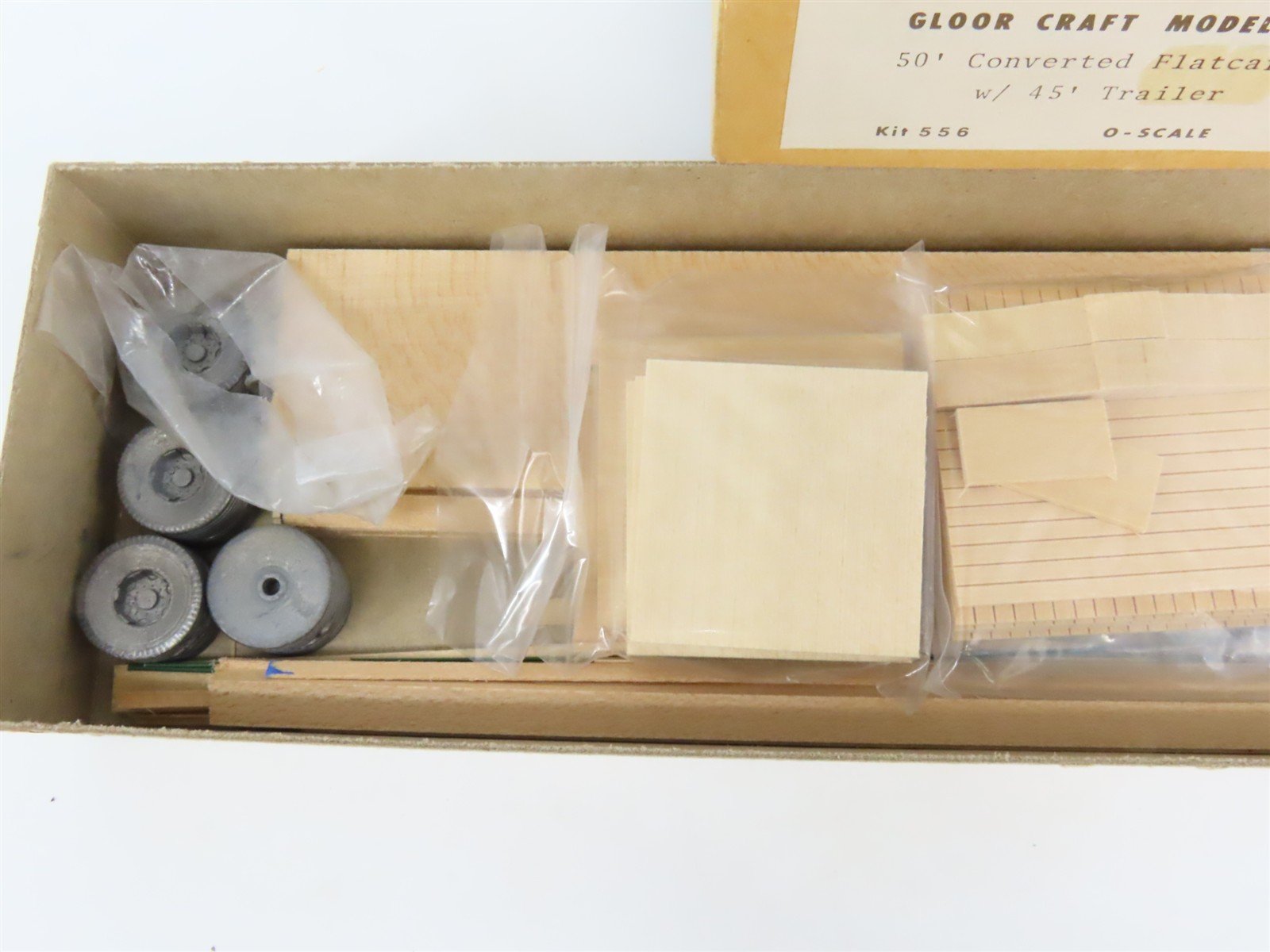 O Scale 2-Rail Gloor Craft 556 50' Converted Flatcar Kit w/45' Trailer Load