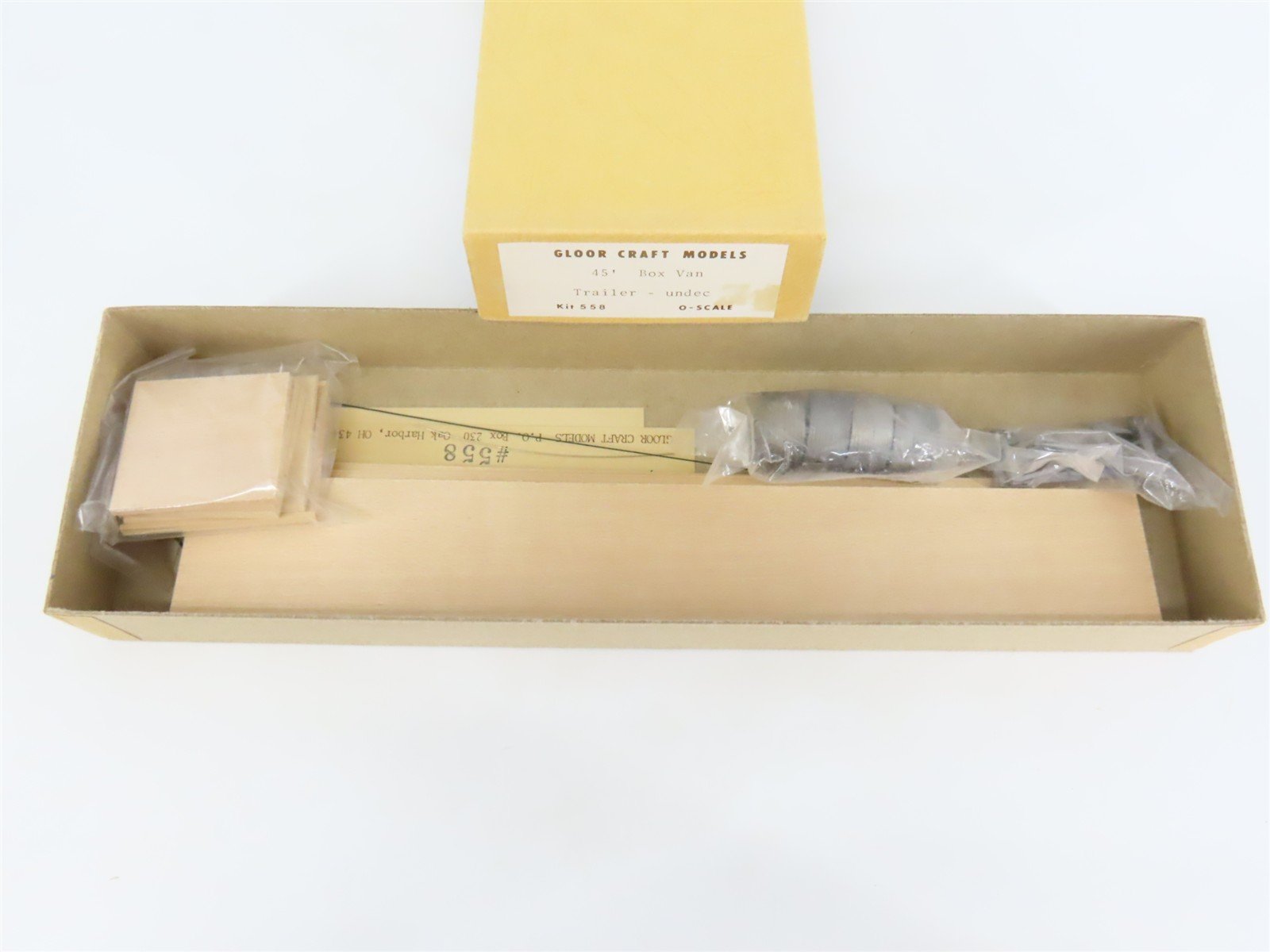 O Scale 2-Rail Gloor Craft 558 Undecorated 45' Box Van Trailer Kit