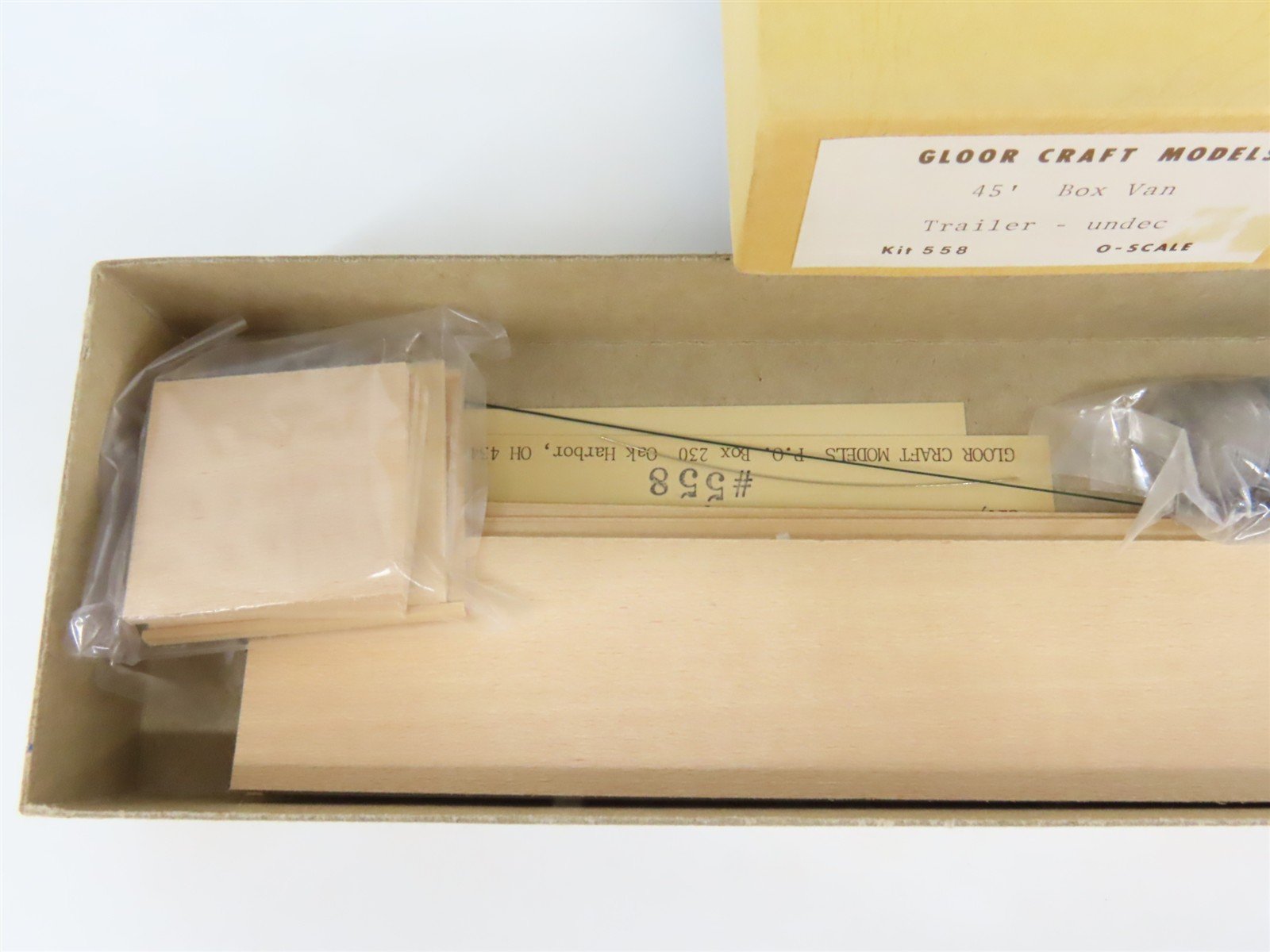 O Scale 2-Rail Gloor Craft 558 Undecorated 45' Box Van Trailer Kit