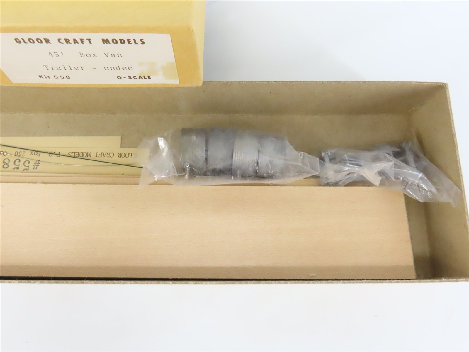 O Scale 2-Rail Gloor Craft 558 Undecorated 45' Box Van Trailer Kit