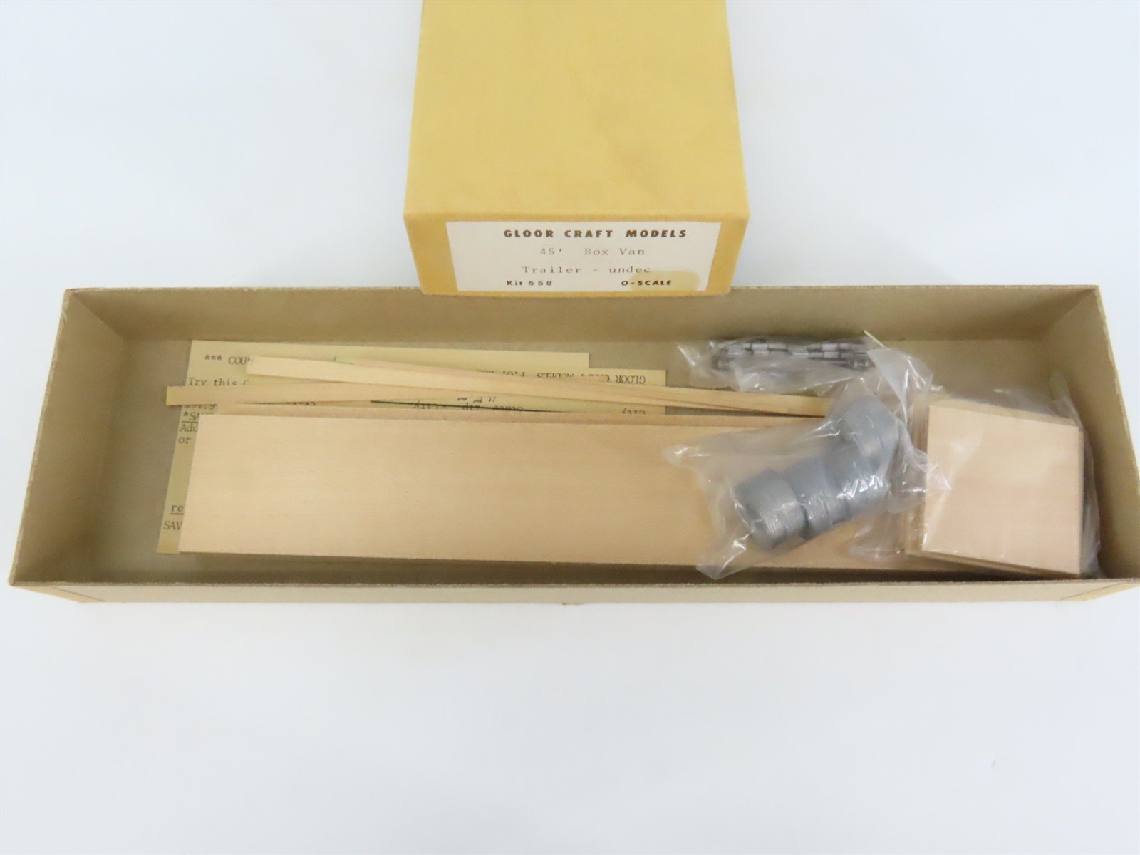 O Scale 2-Rail Gloor Craft 558 Undecorated 45' Box Van Trailer Kit
