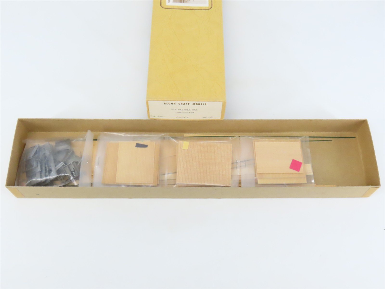 O Scale 2-Rail Gloor Craft 560 Undecorated 55' Payroll Car Kit