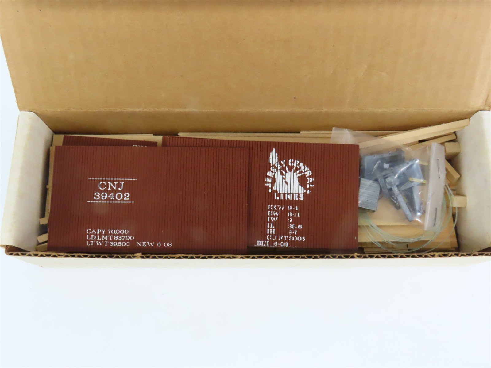 O Scale 2-Rail Mainline Models CNJ Jersey Central 40' Boxcar #39402 Kit