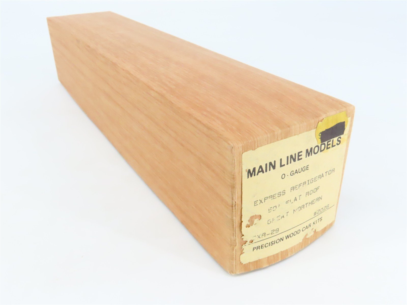 O 2-Rail Mainline Models OXR-29 GN Great Northern 50' Express Reefer #2028 Kit