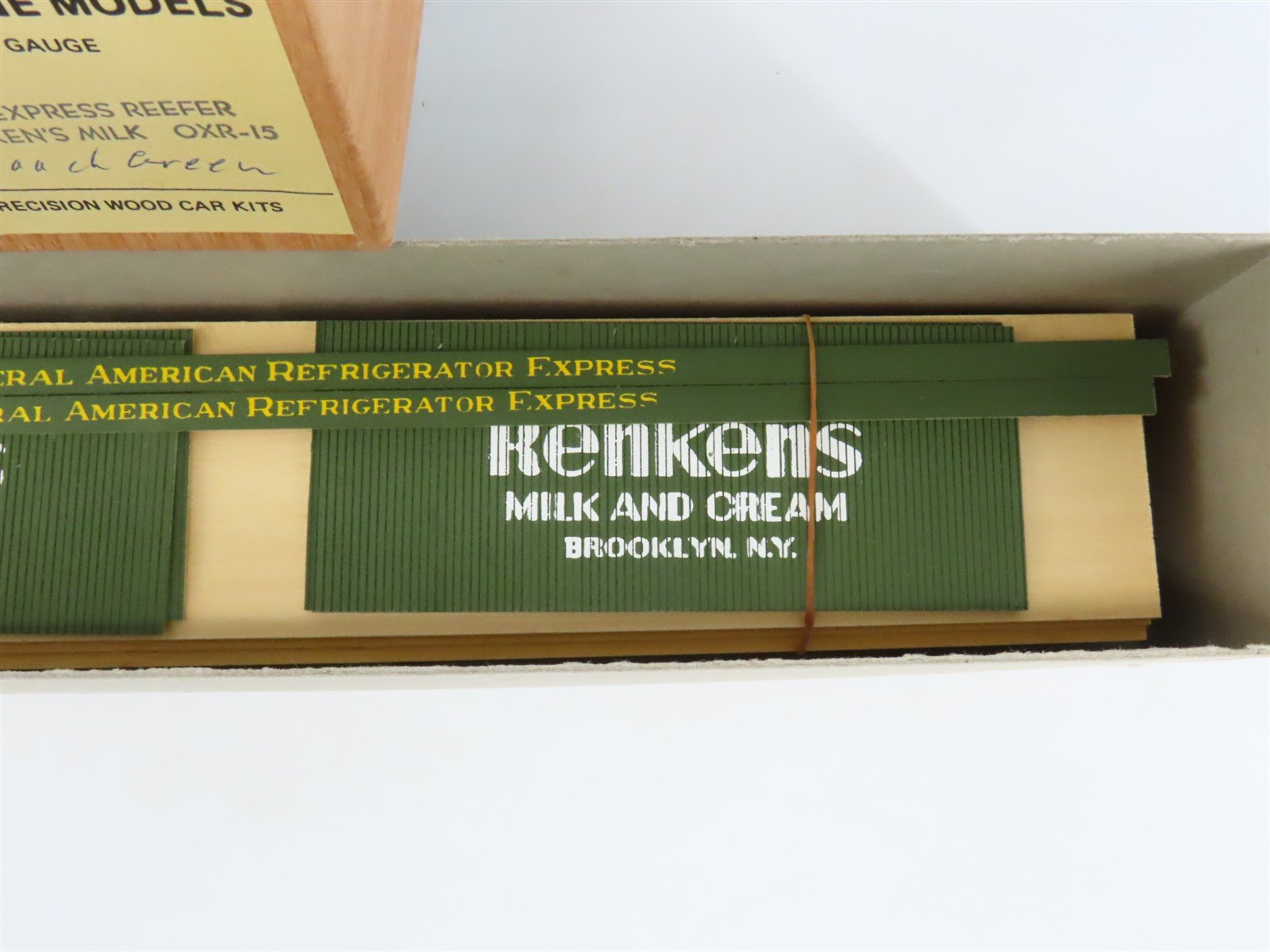 O 2-Rail Mainline Models OXR-15 Gare Renken's Milk 50' Express Reefer #768 Kit