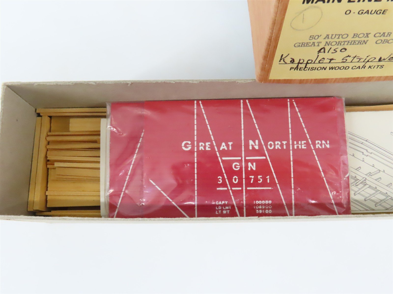 O 2-Rail Mainline Models OBC-7 GN Great Northern 50' Auto Boxcar #30751 Kit
