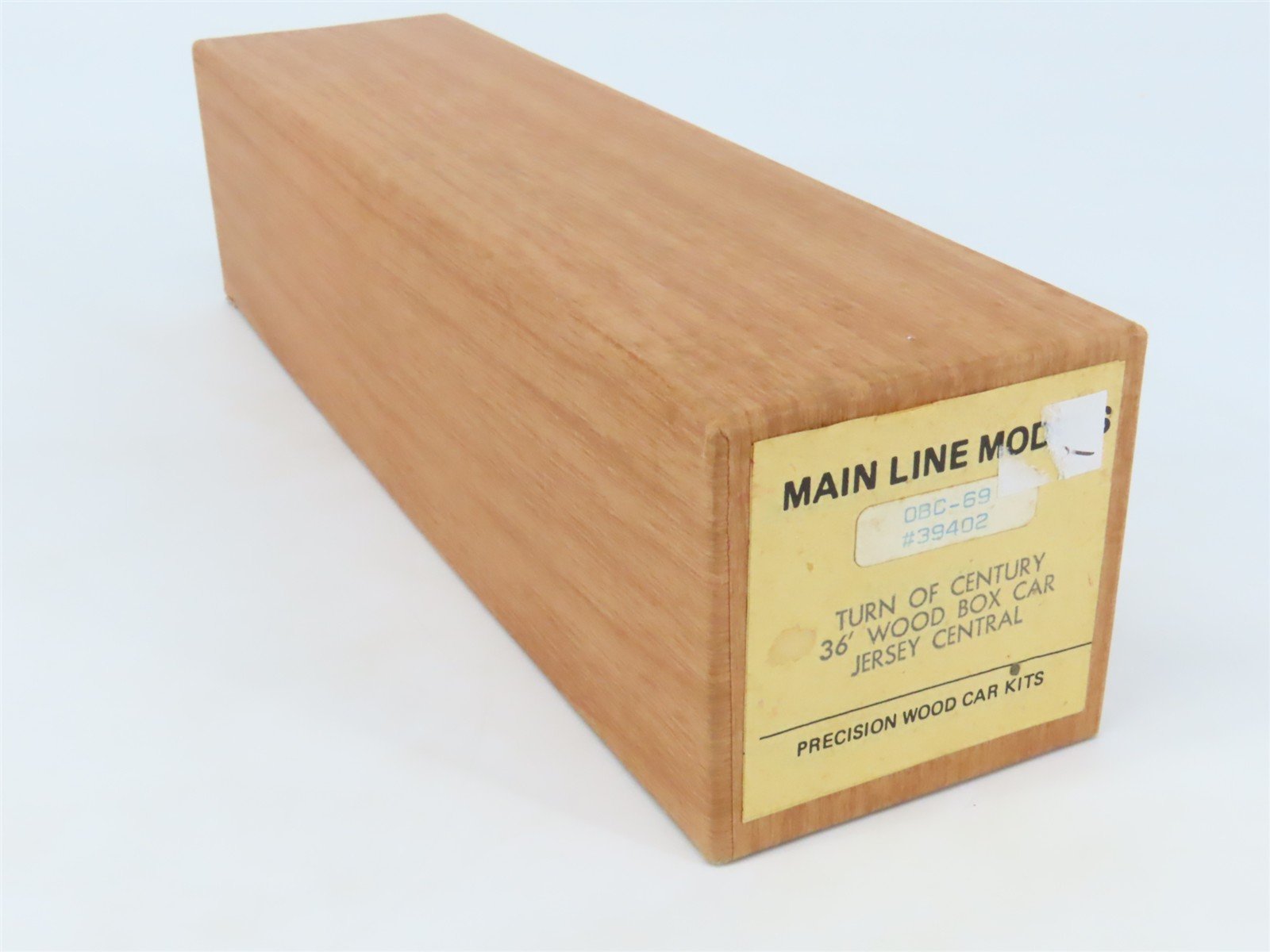 O Scale 2-Rail Mainline Models OBC-69 CNJ Jersey Central 36' Boxcar #39402 Kit
