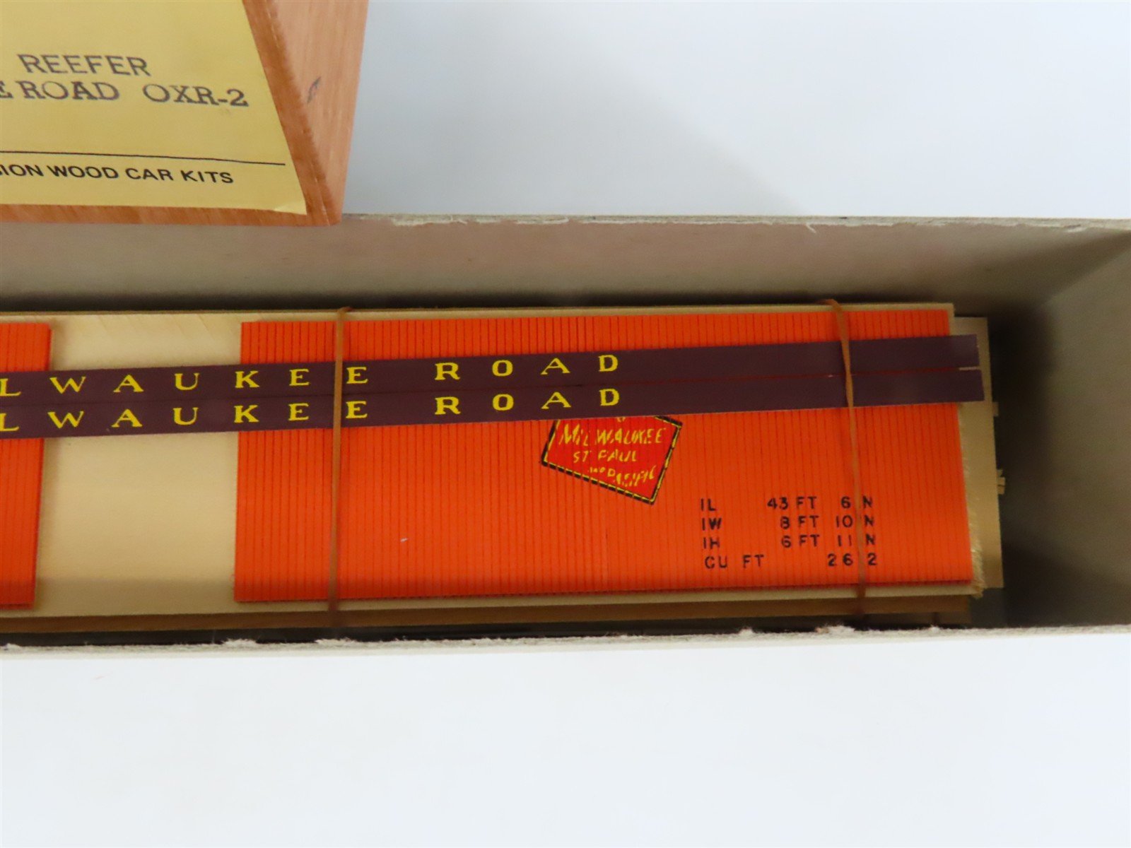 O Scale 2-Rail Mainline Models OXR-2 URTX MILW 50' Express Reefer #48330 Kit