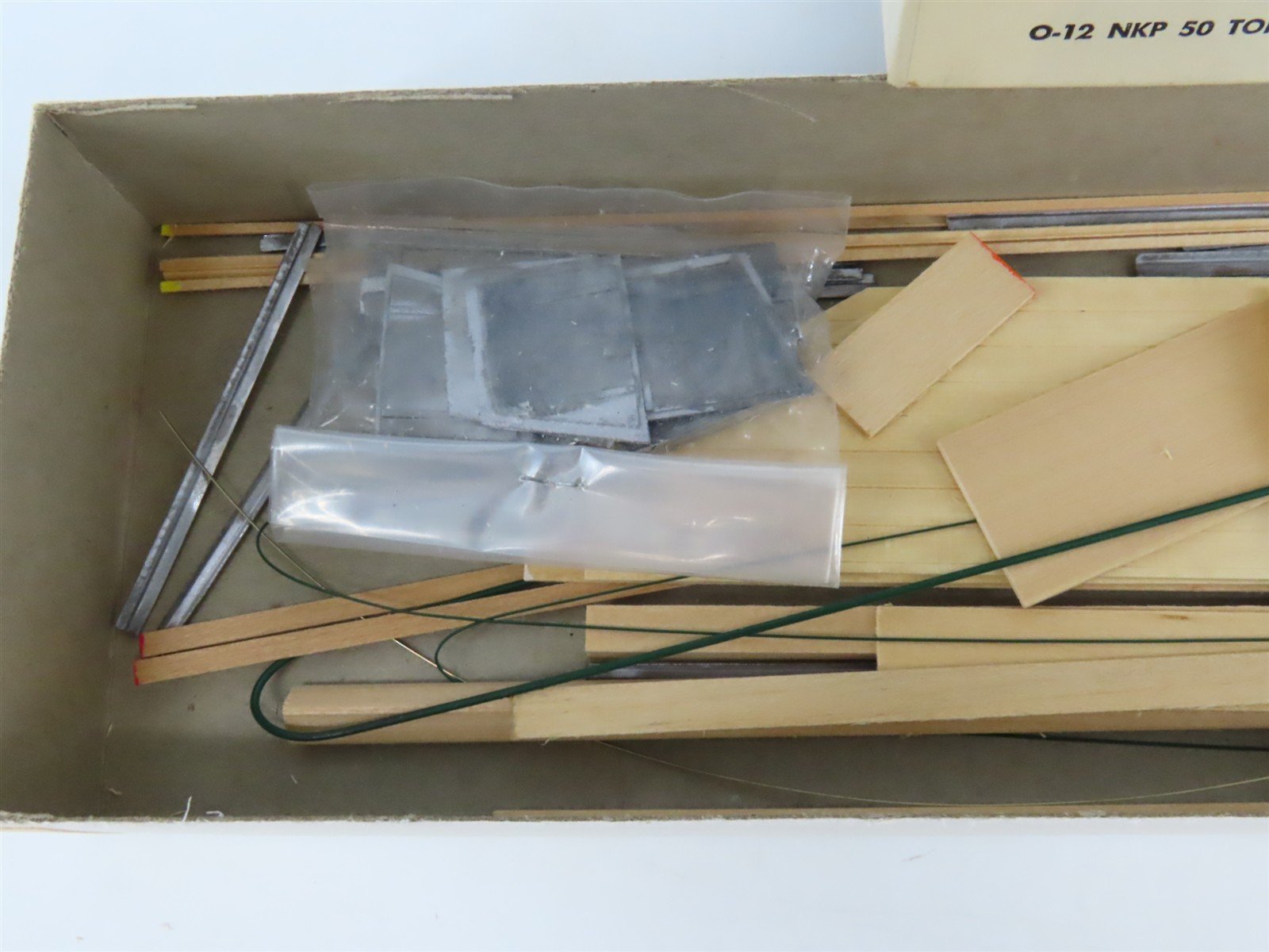 O Scale 2-Rail Ambroid O-12 NKP Nickel Plate Road 3-Bay Open Hopper #31299 Kit