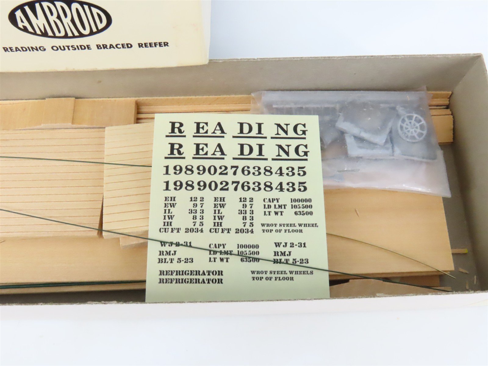 O Scale 2-Rail Ambroid Craftsman Kit #O-14 Undecorated RDG Outside-Braced Reefer