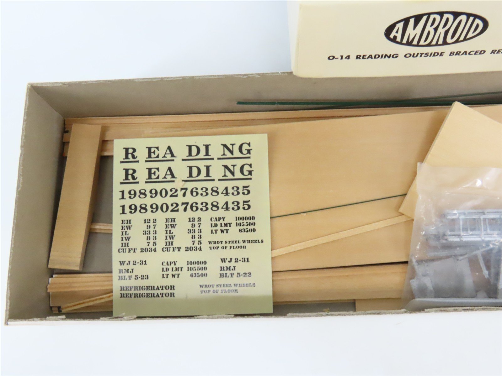 O Scale 2-Rail Ambroid Craftsman Kit #O-14 Undecorated RDG Outside-Braced Reefer