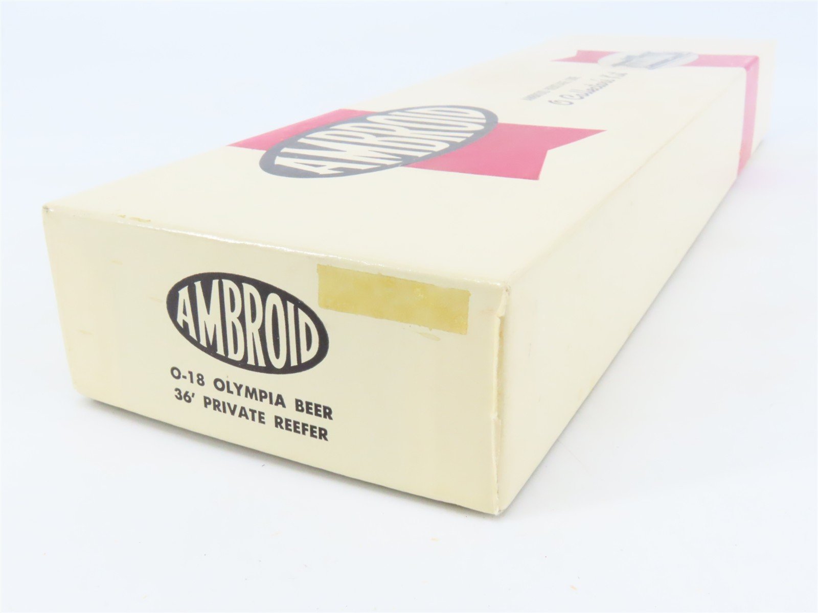 O Scale 2-Rail Ambroid Craftsman Kit #O-18 Undecorated Olympia Beer 36' Reefer