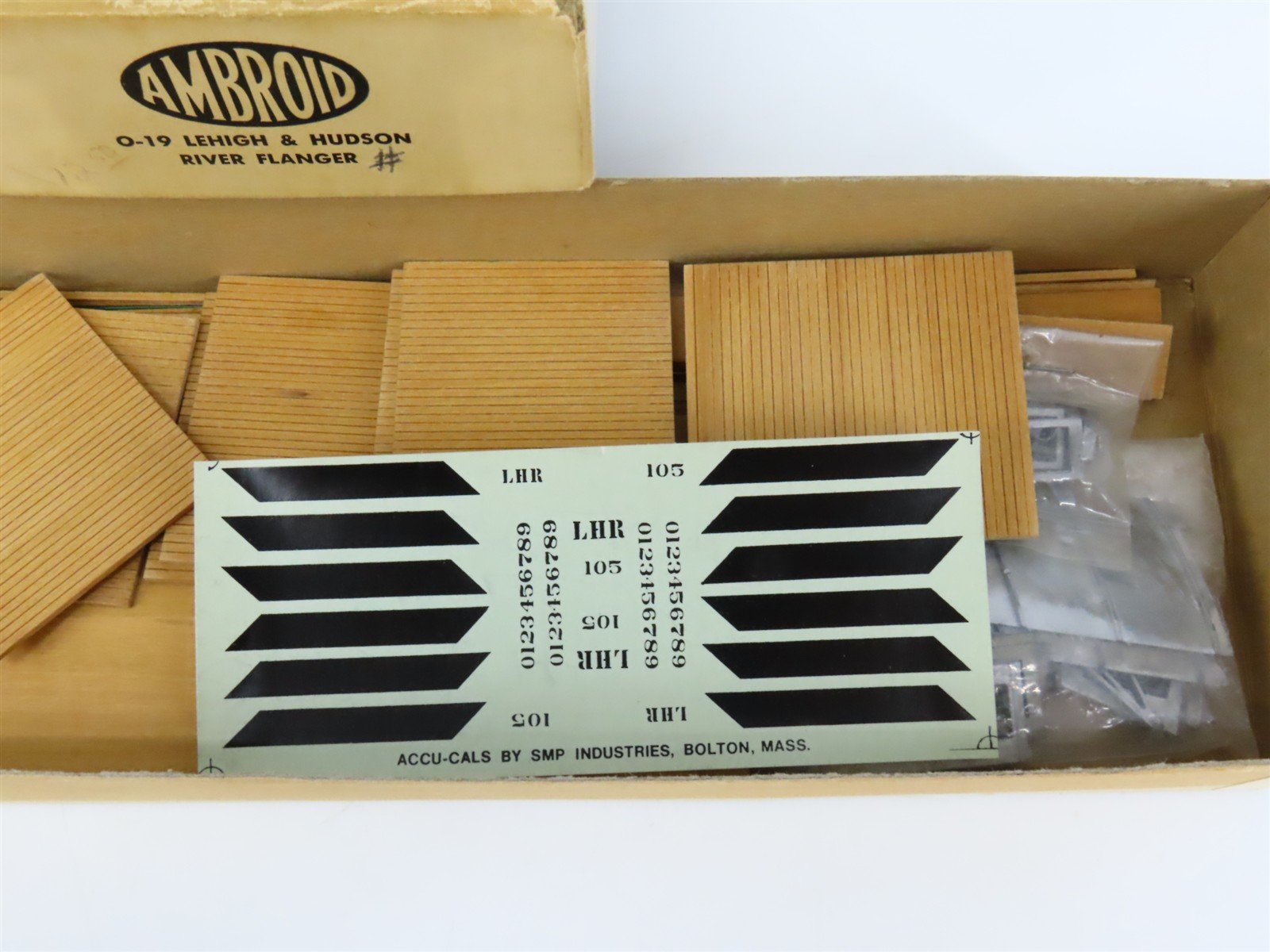 O Scale 2-Rail Ambroid Craftsman Kit #O-19 Undecorated LHR Flanger Car