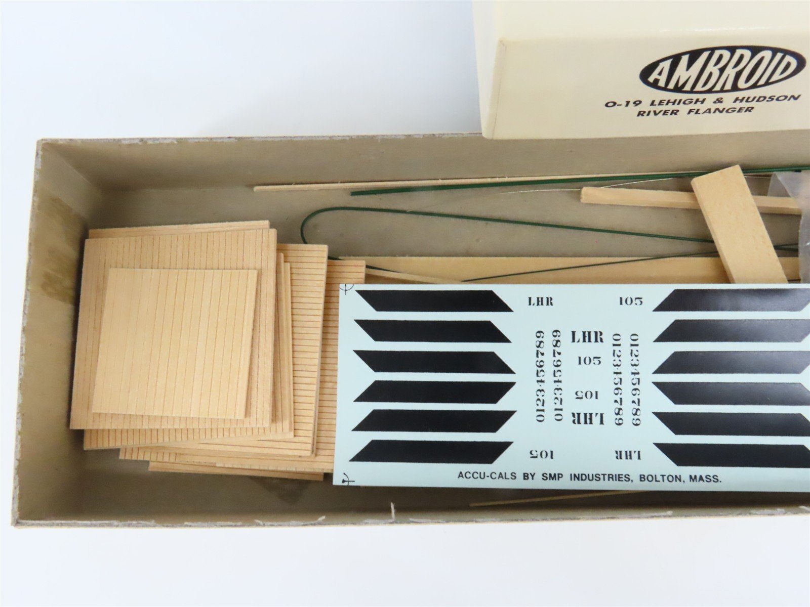 O Scale 2-Rail Ambroid Craftsman Kit #O-19 Undecorated LHR Flanger Car