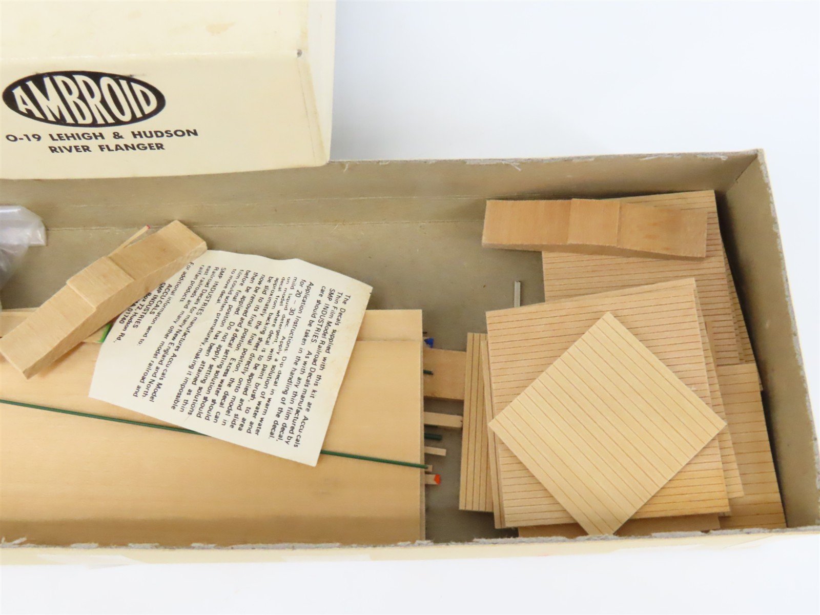 O Scale 2-Rail Ambroid Craftsman Kit #O-19 Undecorated LHR Flanger Car