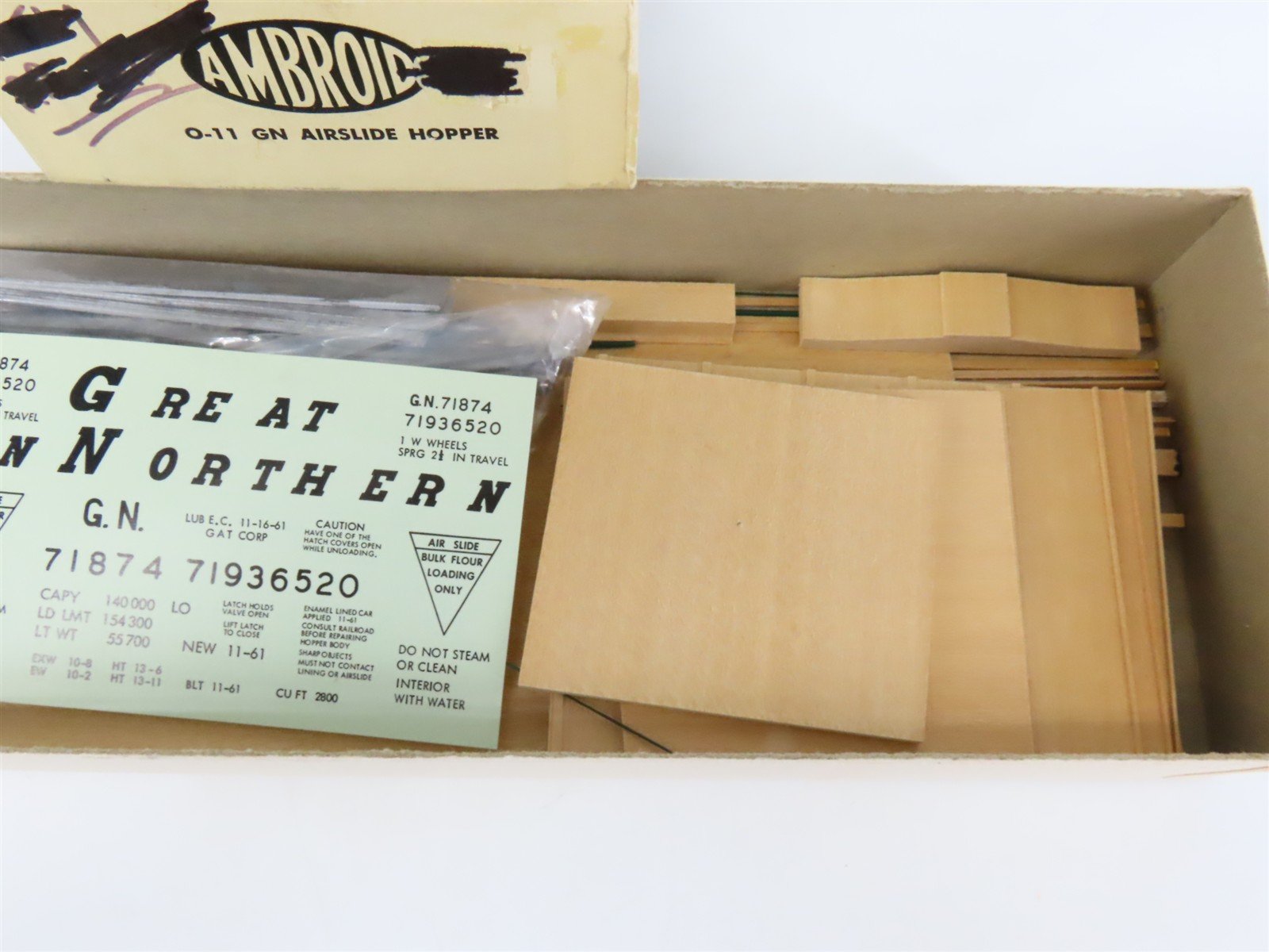 O Scale 2-Rail Ambroid Craftsman Kit #O-11 Undecorated GN Airslide Hopper