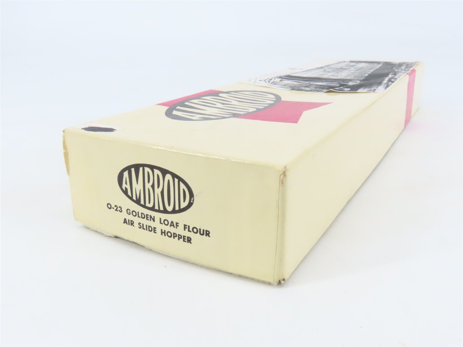 O 2-Rail Ambroid Craftsman Kit #O-23 Undecorated Golden Loaf Airslide Hopper