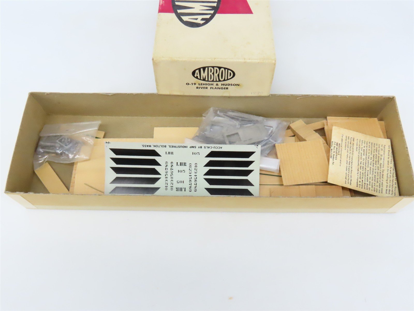 O Scale 2-Rail Ambroid Craftsman Kit #O-19 Undecorated LHR Flanger Car