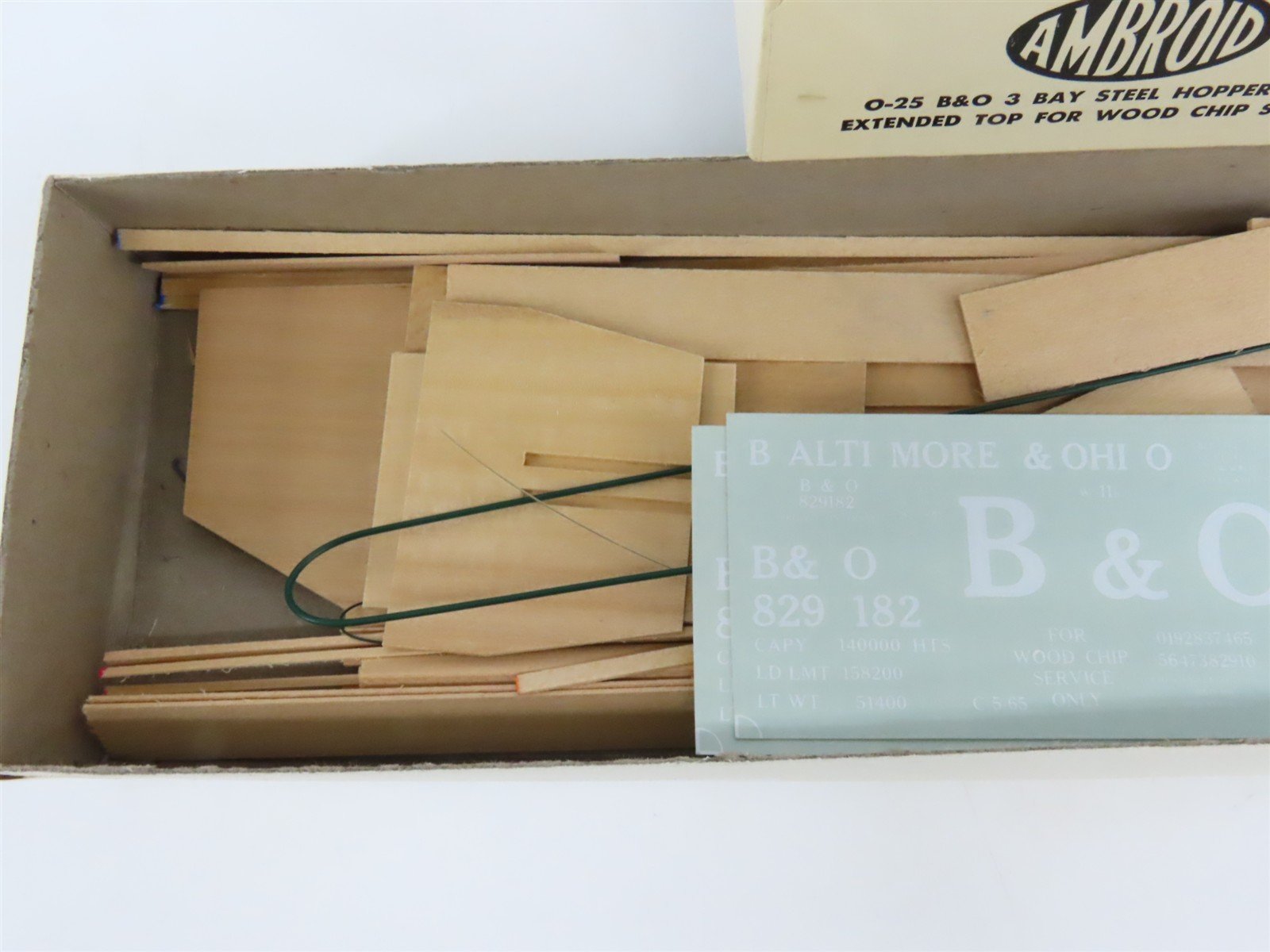 O Scale 2-Rail Ambroid Craftsman Kit #O-25 Undecorated B&O 3-Bay Woodchip Hopper
