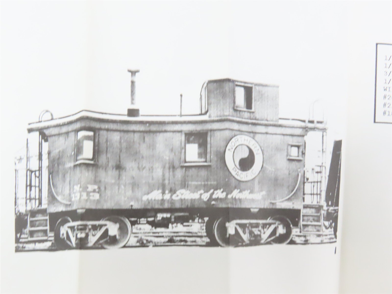 O 2-Rail Gloor-Craft Craftsman Kit 5113 Undecorated NP 29' Offset Cupola Caboose