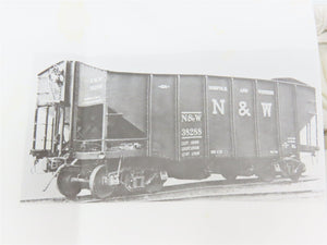 O Scale 2-Rail Quality Craft Craftsman Kit Undecorated N&W 2-Bay Hopper
