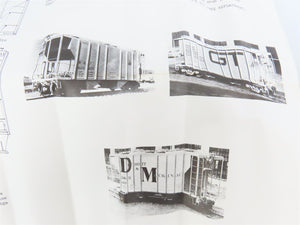 O 2-Rail Quality Craft Craftsman Kit #535 Undecorated D&M 2-Bay Covered Hopper