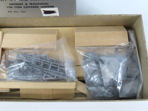 O 2-Rail Quality Craft Craftsman Kit #535 Undecorated D&M 2-Bay Covered Hopper