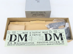 O 2-Rail Quality Craft Craftsman Kit #535 Undecorated D&M 2-Bay Covered Hopper
