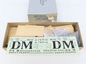 O 2-Rail Quality Craft Craftsman Kit #535 Undecorated D&M 2-Bay Covered Hopper