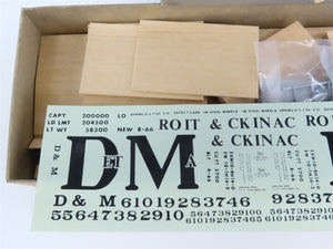 O 2-Rail Quality Craft Craftsman Kit #535 Undecorated D&M 2-Bay Covered Hopper