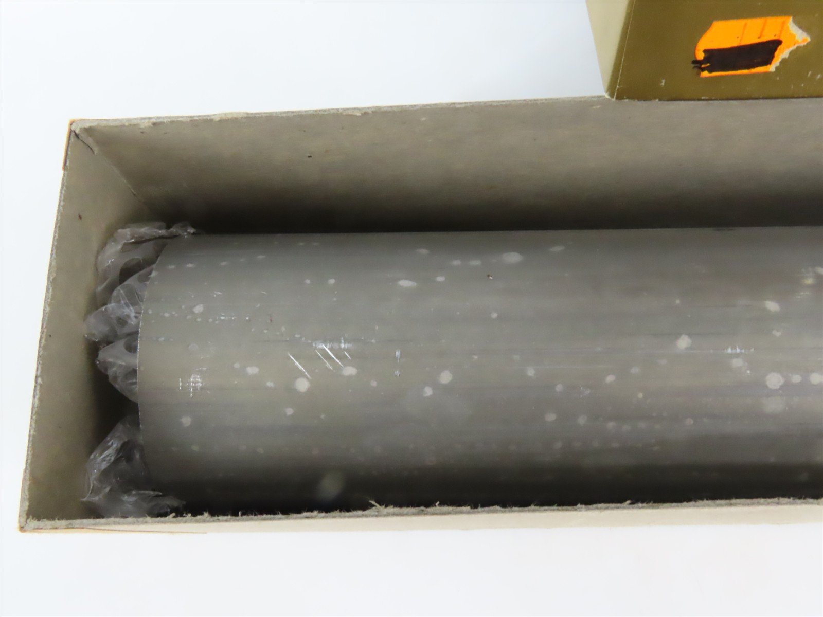 O 2-Rail Quality Craft Aluminum Kit 542 Undecorated UTLX 41' Changeable Tank Car