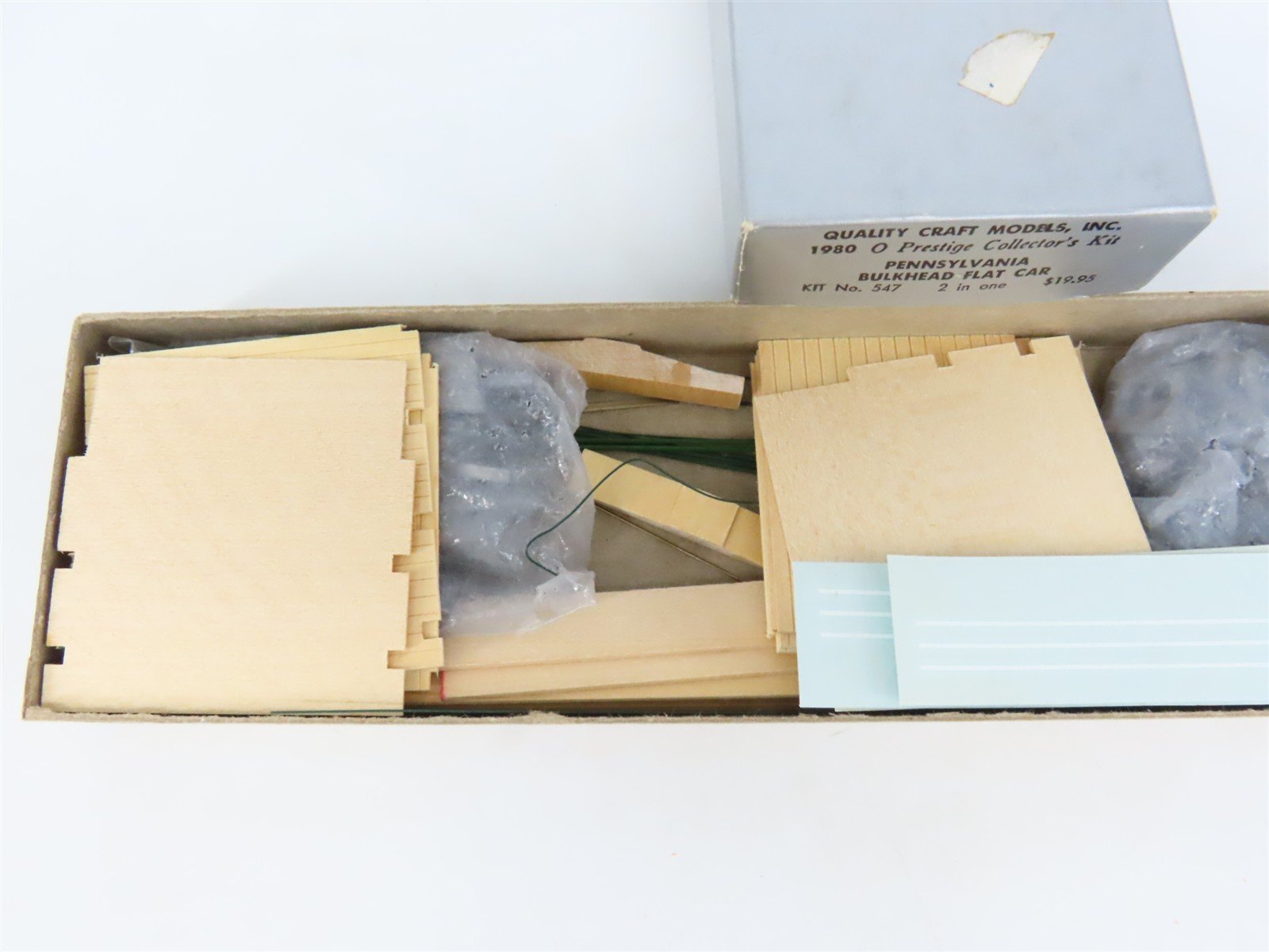O Scale 2-Rail Quality Craft Craftsman Kit 547 Undecorated PRR Bulkhead Flat Car