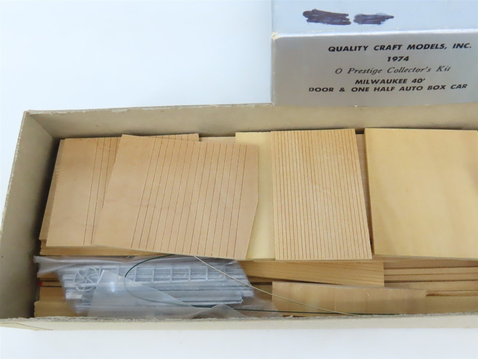 O Scale 2-Rail Quality Craft Craftsman Kit Undecorated MILW 40' Auto Box Car