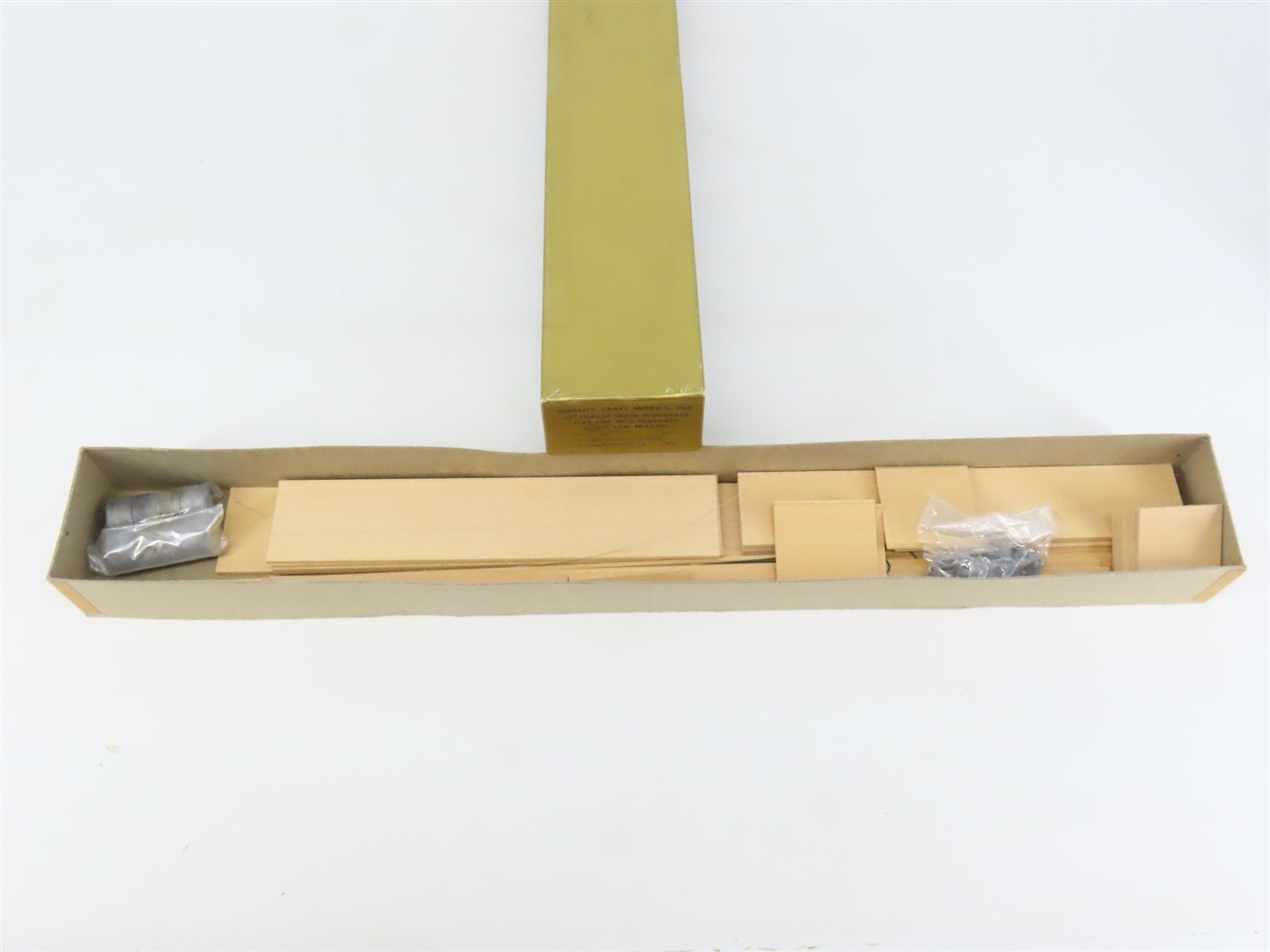 O 2-Rail Quality Craft Kit 548 Undecorated TTX 85' TOFC Flat Car w/ SCL Trailers