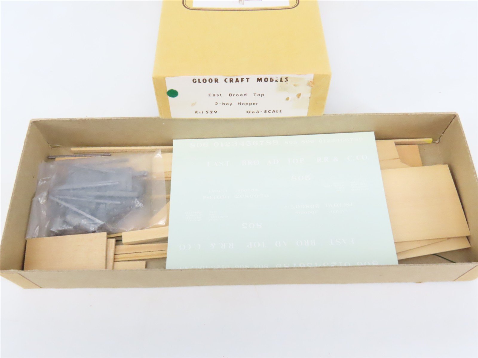 On3 Scale Gloor-Craft Craftsman Kit #529 Undecorated EBT 2-Bay Open Hopper