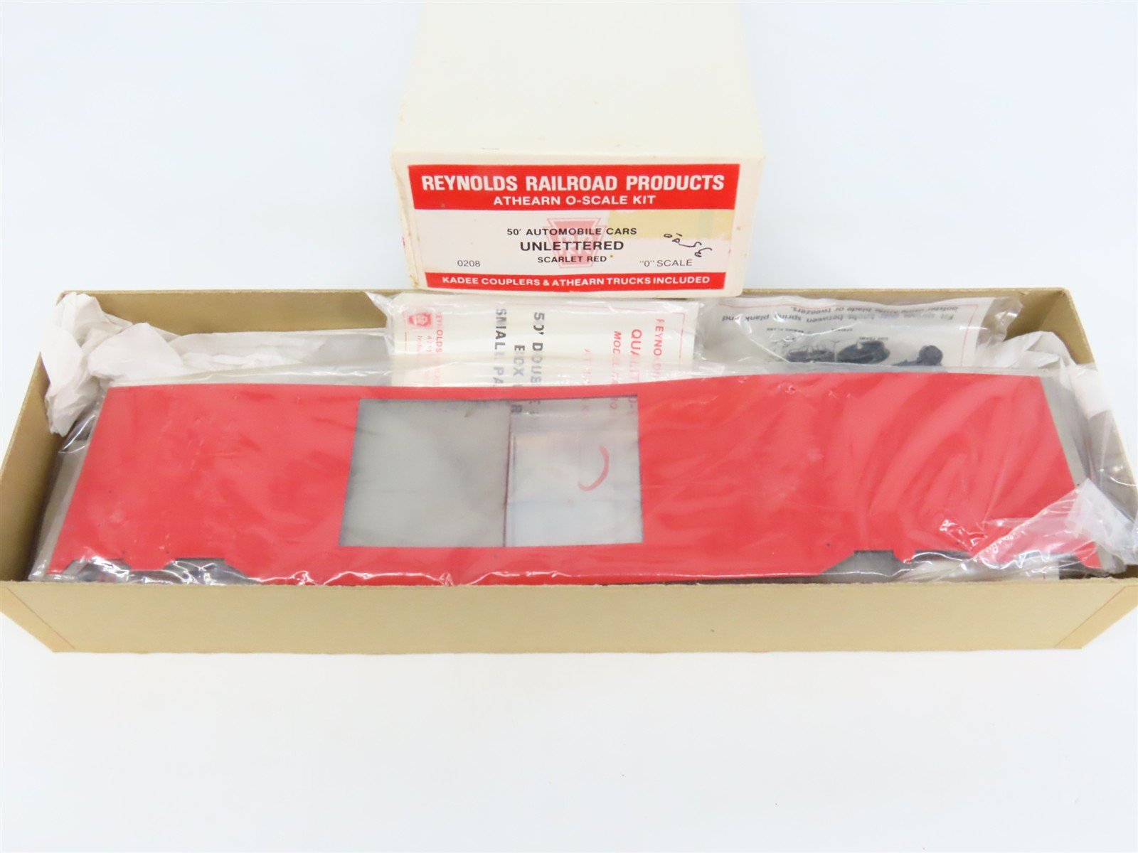 O Scale 2-Rail Reynolds Athearn Kit 0208 Unlettered Scarlet Red 50' Auto Box Car