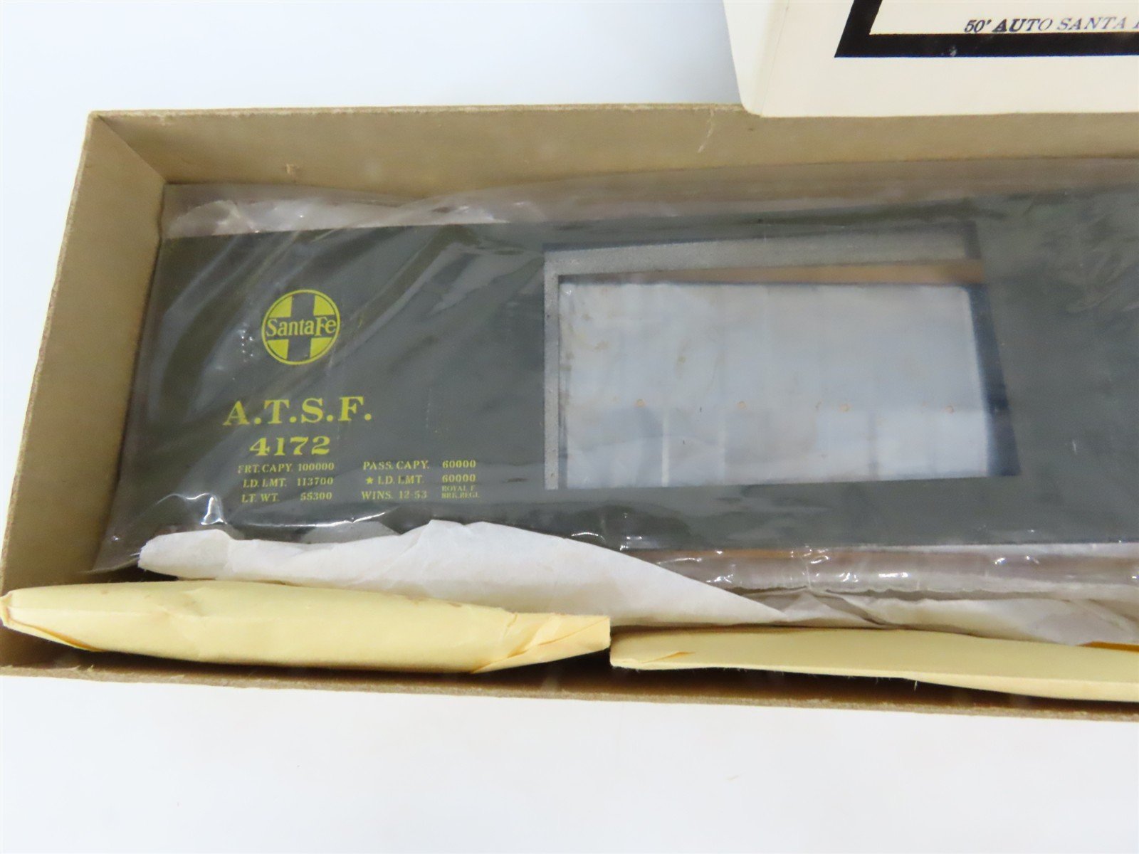 O Scale 2-Rail Athearn Kit #0204 ATSF Santa Fe 50' Auto/Express Box Car #4172