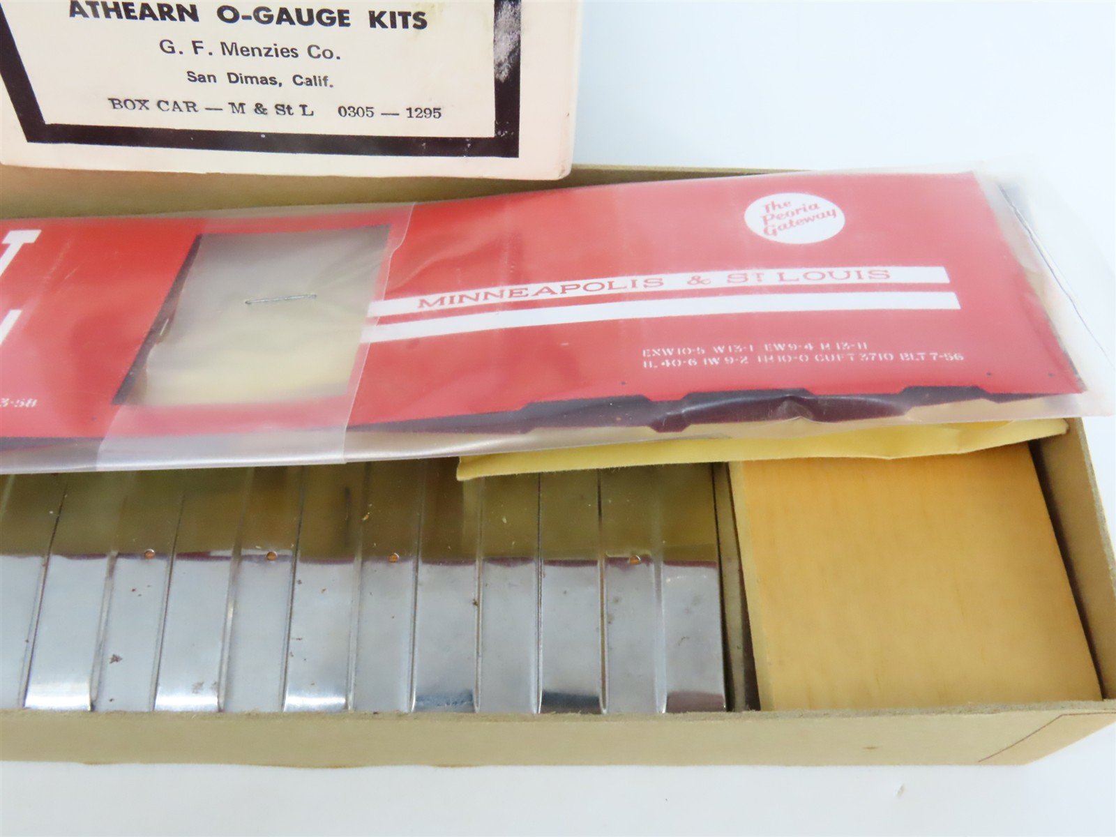 O Scale 2-Rail Athearn G. F. Menzies Kit 0305 M&StL 40' Steel Box Car #52673