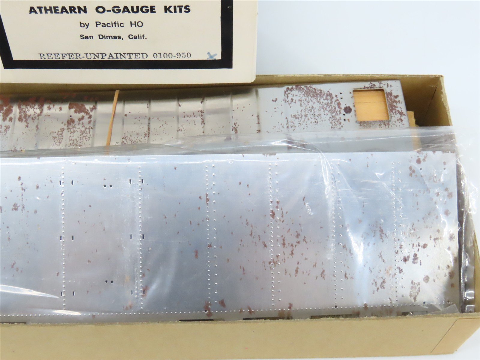 O Scale 2-Rail Athearn Kit #0100 Undecorated 40' Steel Reefer