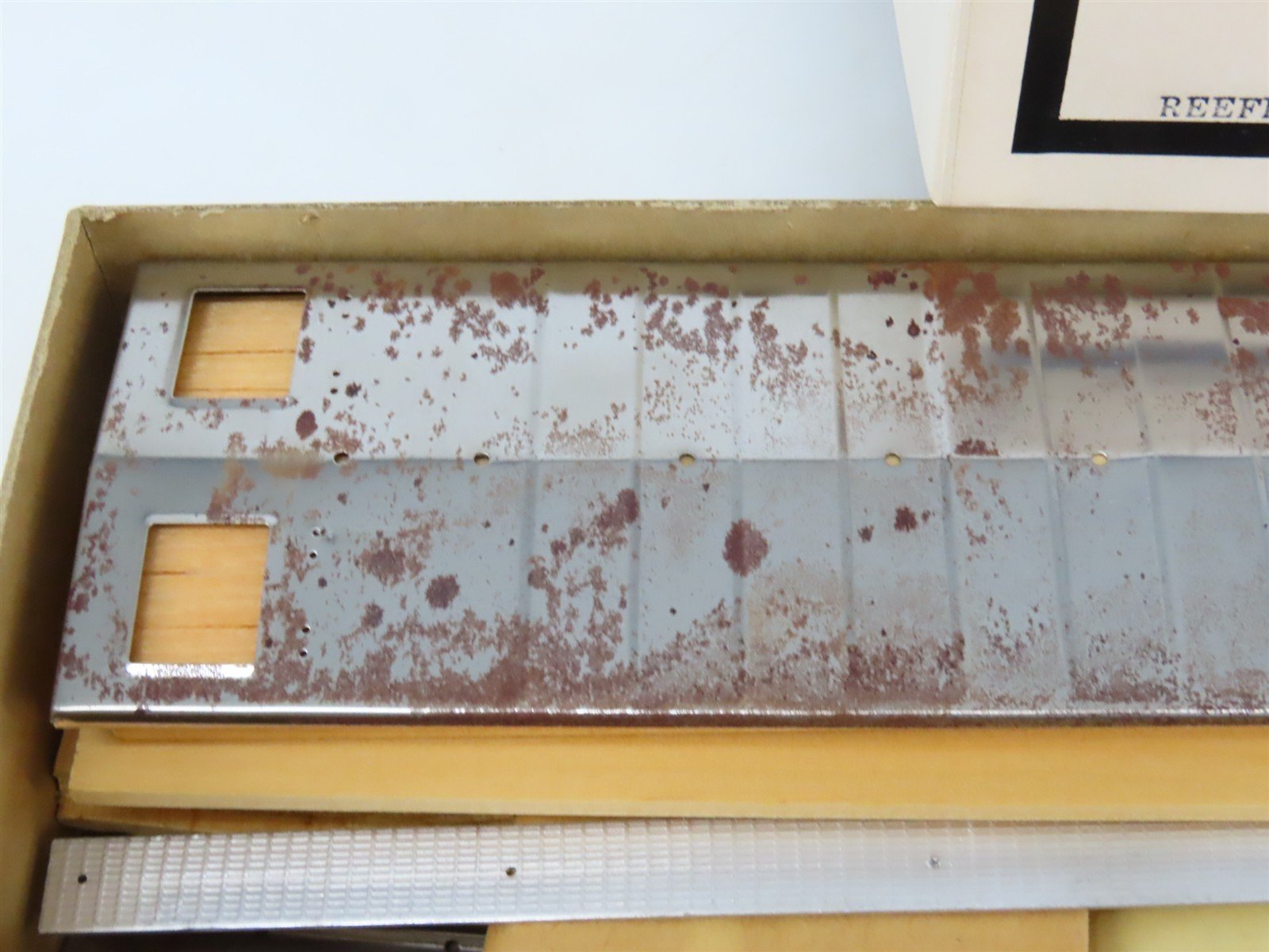 O Scale 2-Rail Athearn Kit #0100 Undecorated 40' Steel Reefer