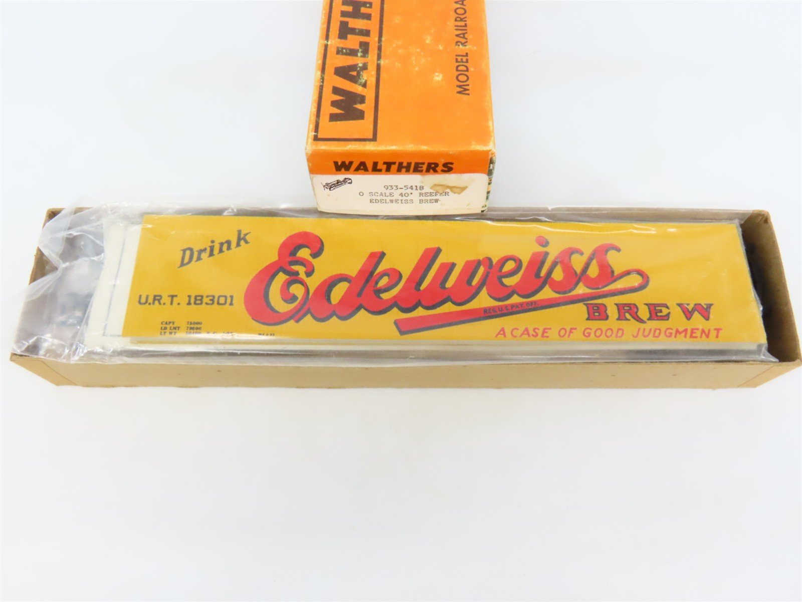 O Scale 2-Rail Walthers Craftsman Kit 933-5418 URT Edelweiss 40' Reefer #18301
