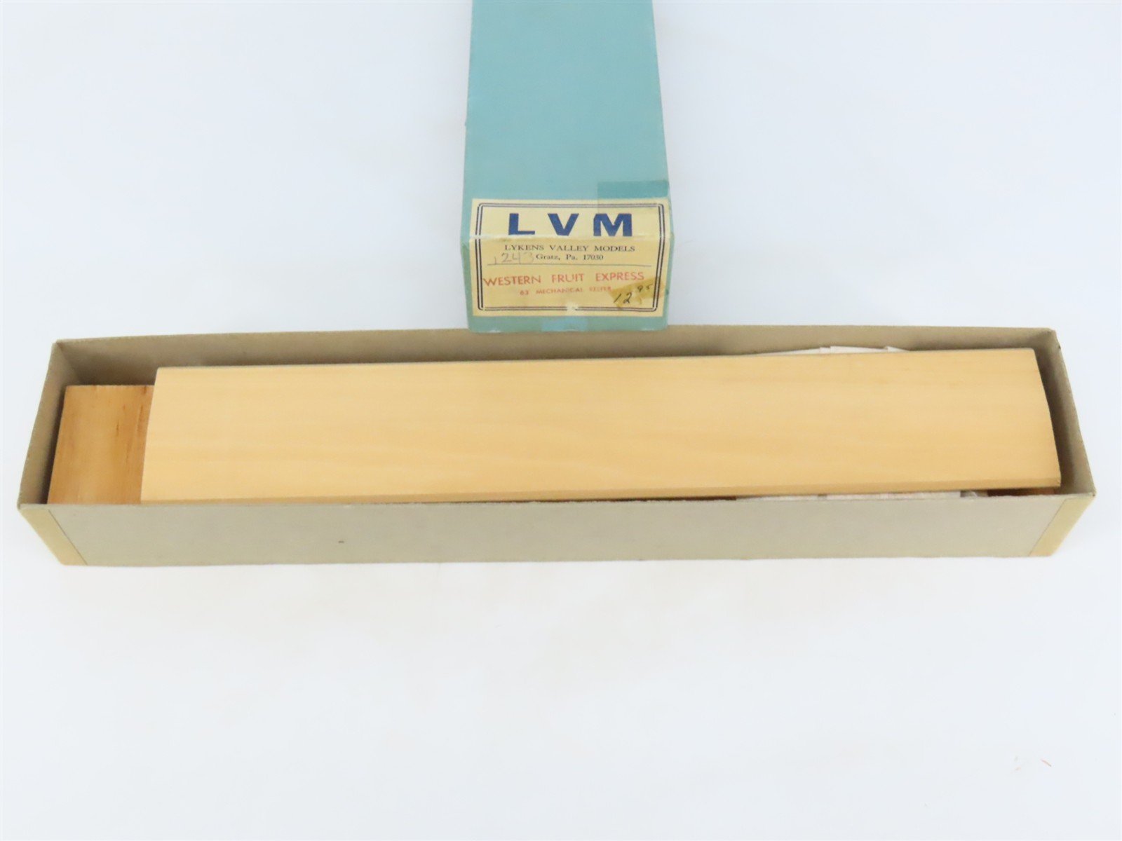 O Scale 2-Rail Lykens Valley Craftsman Kit Undecorated WFCX/WFE 63' Mech Reefer