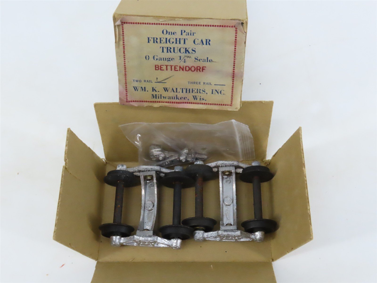 O Scale 2-Rail Vintage Walthers Metal Bettendorf Trucks w/ Metal Wheels - 1 Pair